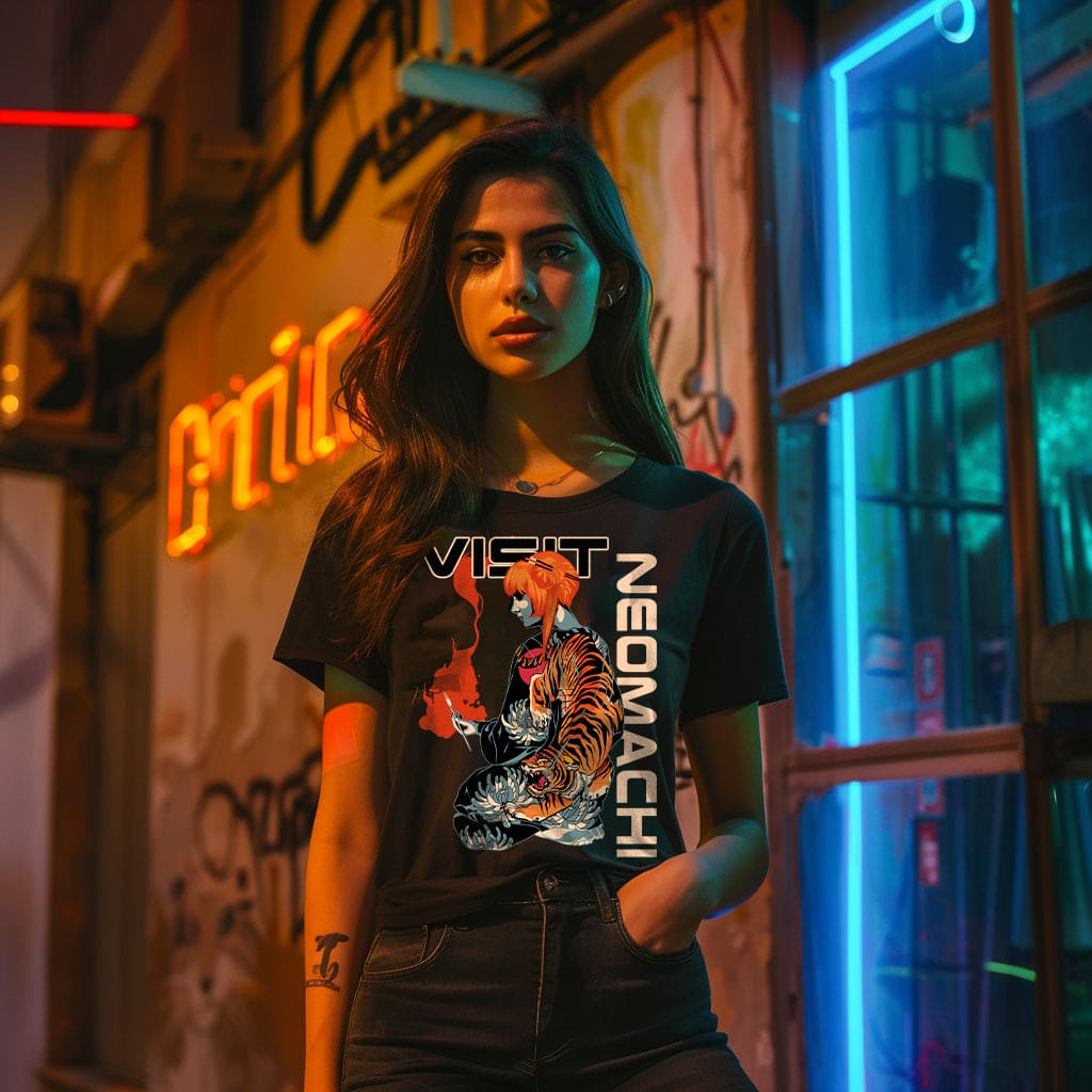 Hageshī T-shirt - Black - Model Front - cyberpunk t-shirt - Neomachi